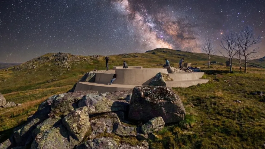 Recreación de cómo será el mirador astroturístico, con piedra autóctona