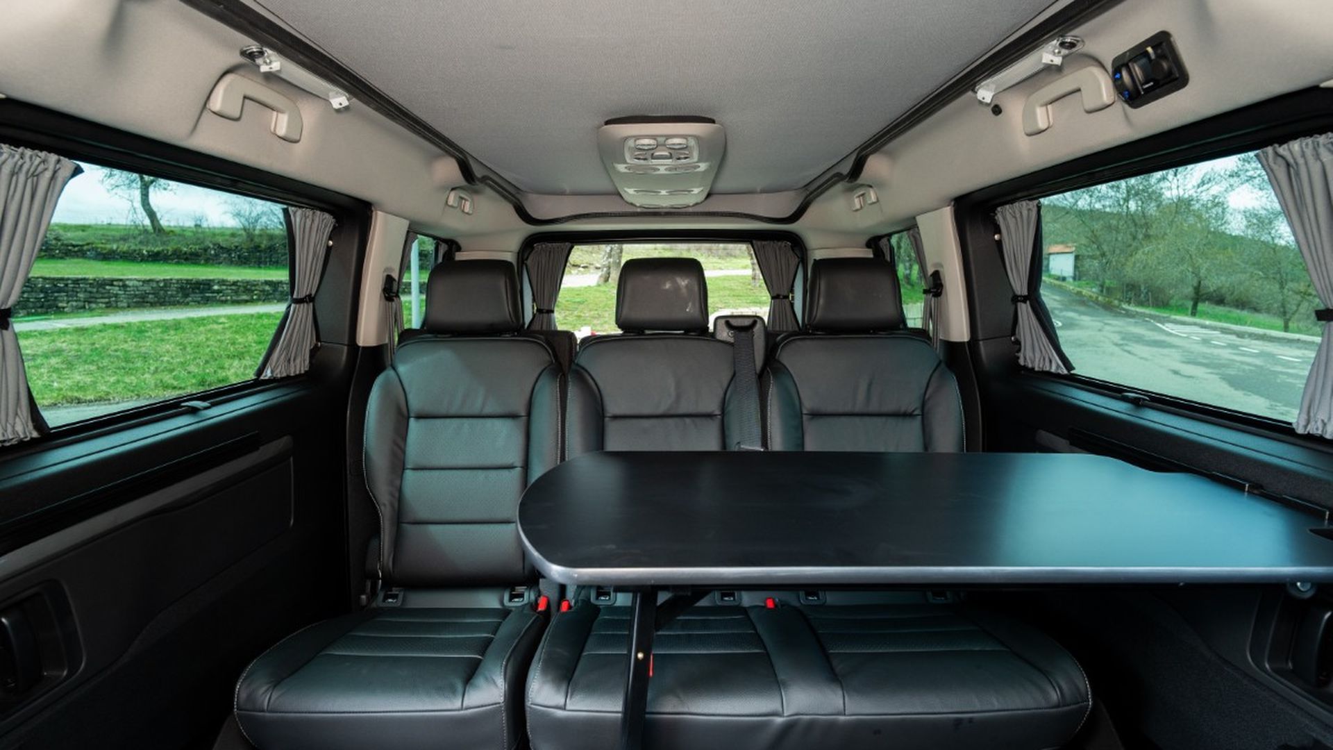 Interior del Opel Zafira by Tinkervan