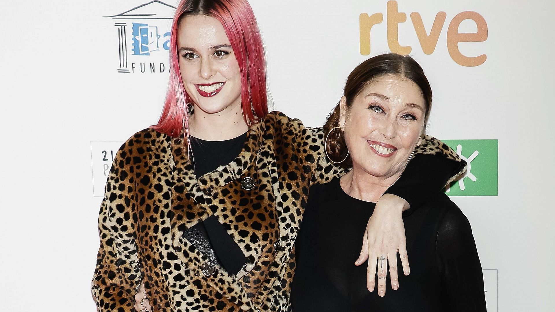 María Iborra, hija de Verónica Forqué, ha escrito las memorias de su madre
