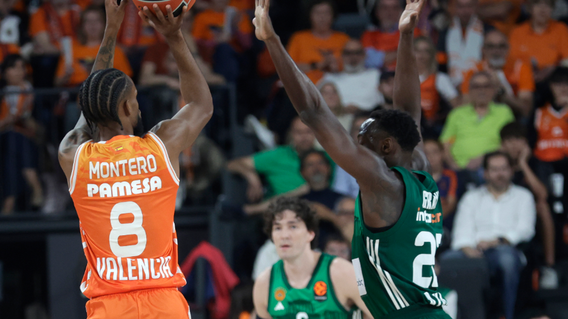 Valencia Basket cayó en la prórroga y en la última canasta ante el Panathinaikos