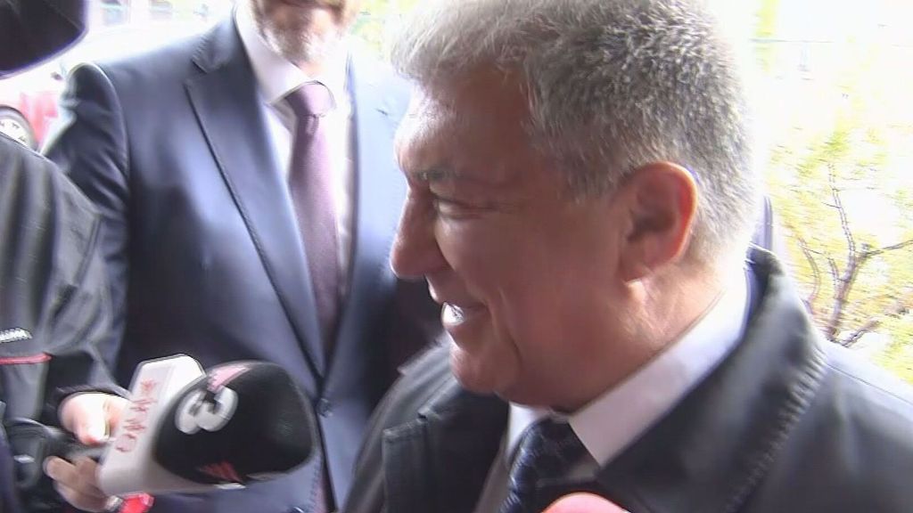 La risa y el vacile de Joan Laporta cuando le preguntan por Julián Álvarez