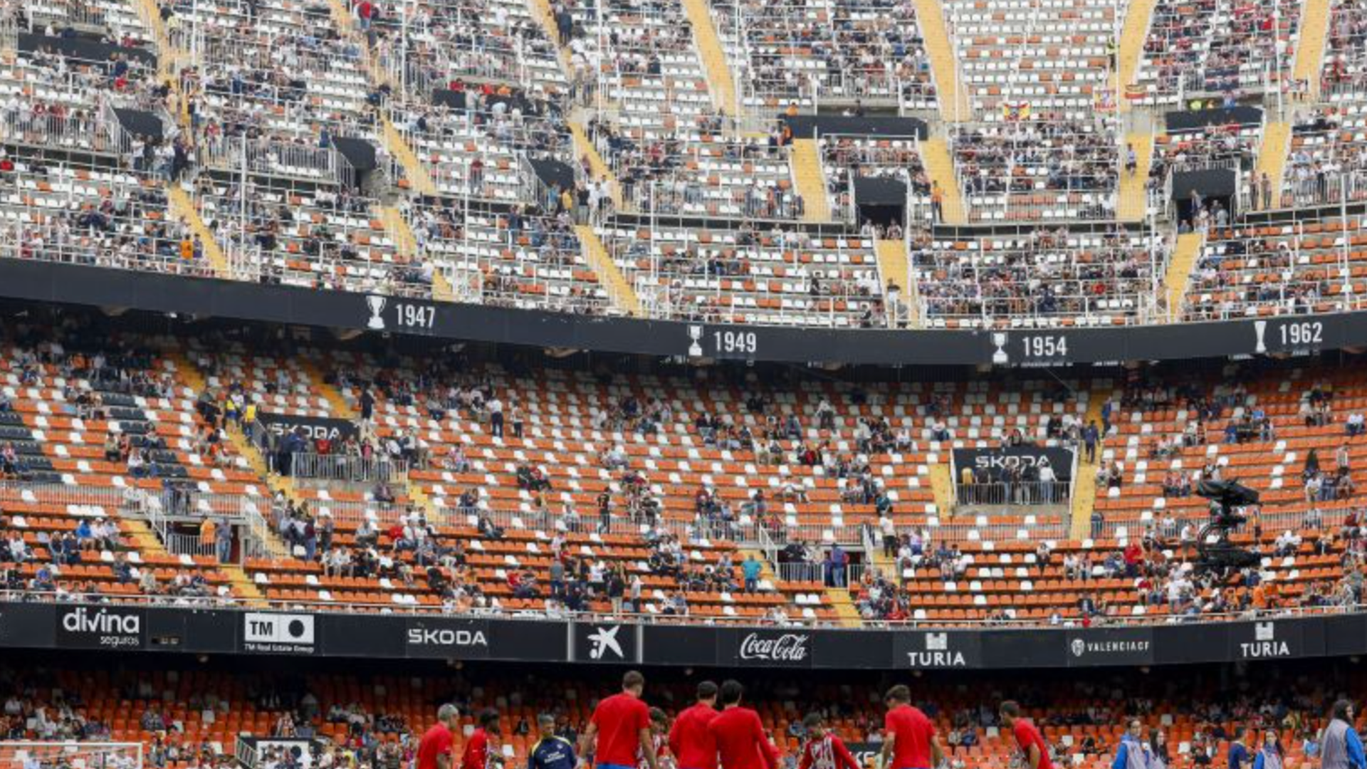 Mestalla llenándose ante el Atlético
