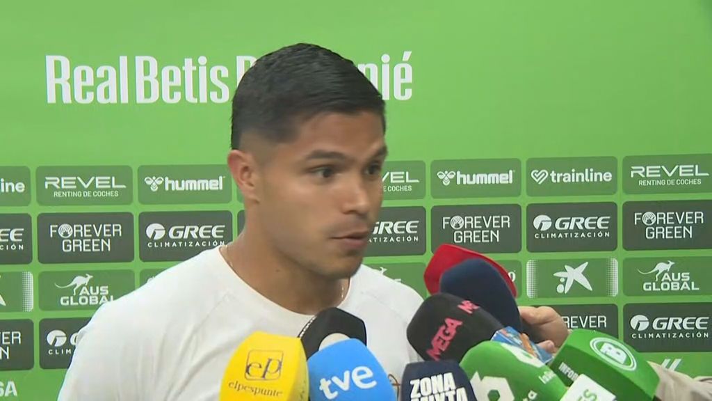 Cucho Hernández explica "lo jodido" que ha sido lo de Isco: "Ha estado acogido por todos"