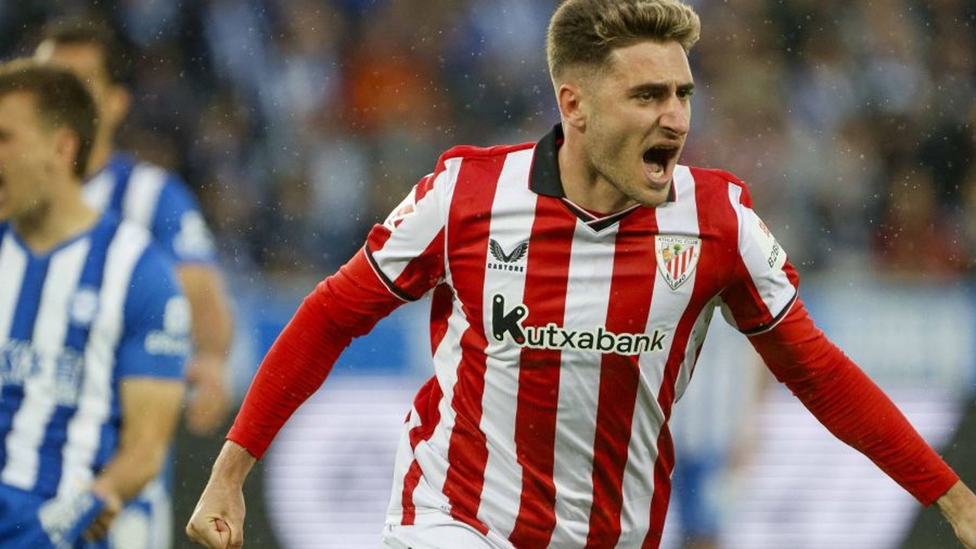 Gol de Robert Navarro en el derbi ante el Alavés en Mendizorrotza