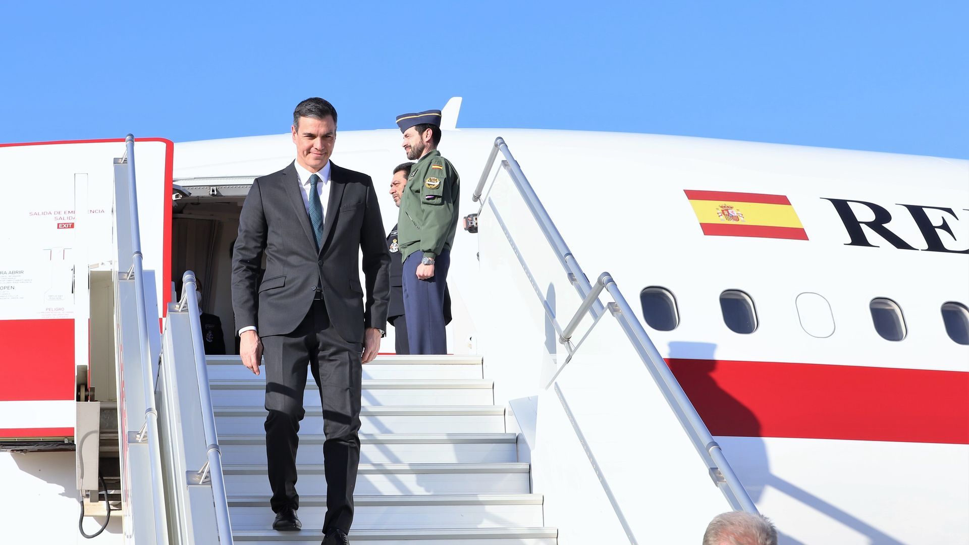 Pedro Sánchez, obligado a aterrizar en Turquía tras sufrir un fallo técnico en su avión cuando se dirigía a Armenia