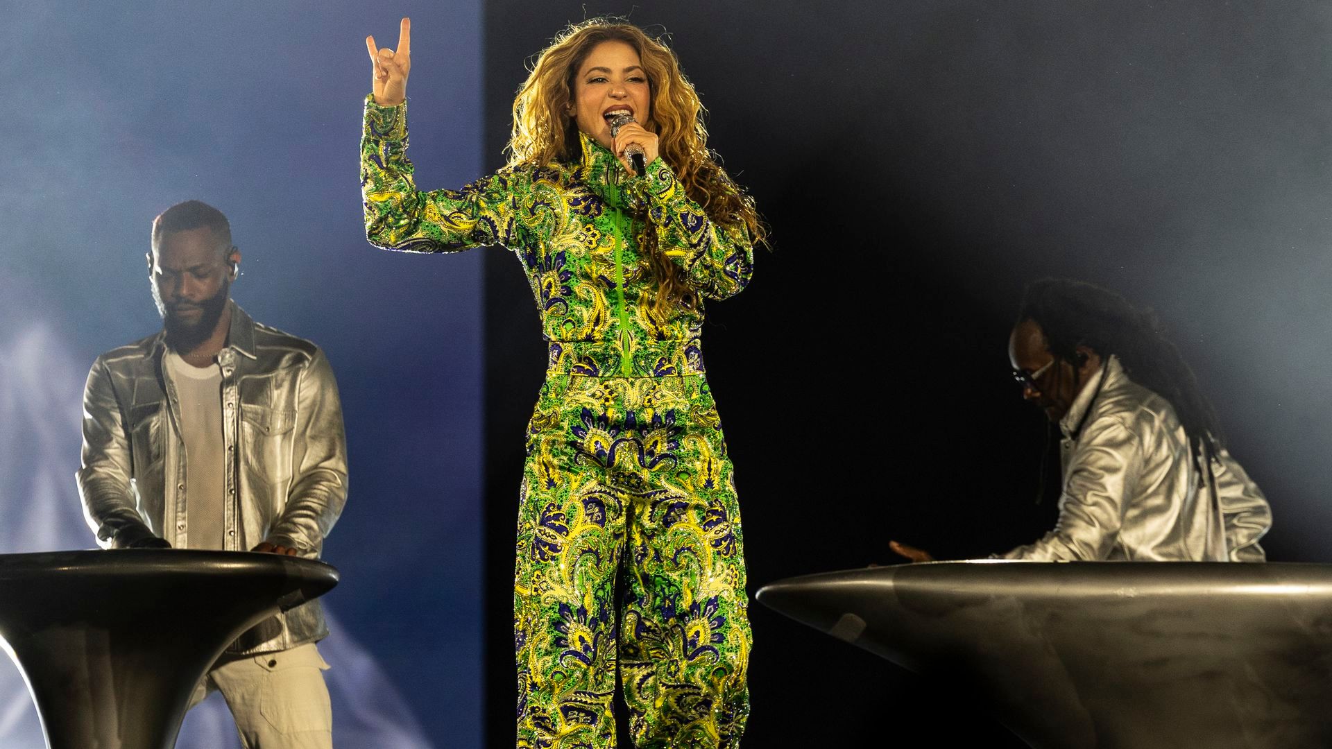 Shakira hace historia en la playa de Copacabana y supera todos los récords con un concierto con dos millones de asistentes