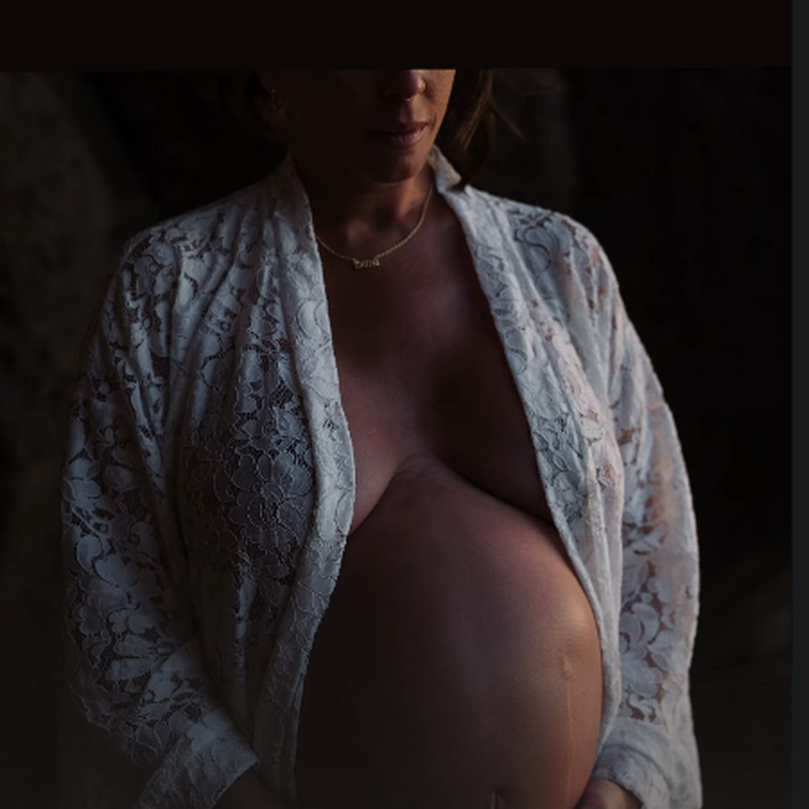 Anabel Pantoja ha compartido una bonita foto de embarazada para hablar de su hija Alma