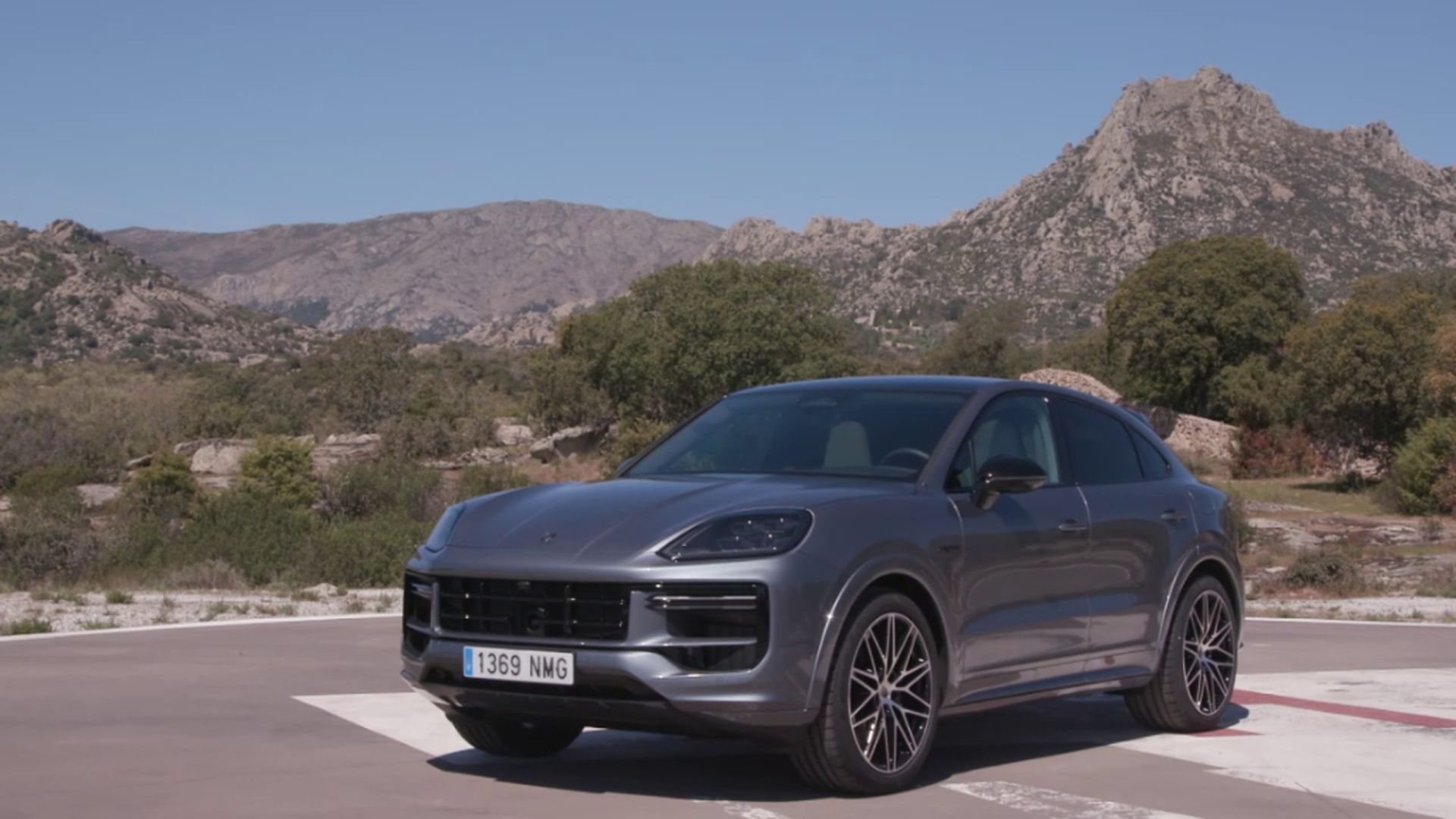 Gonzalo Serrano y el Porsche Cayenne