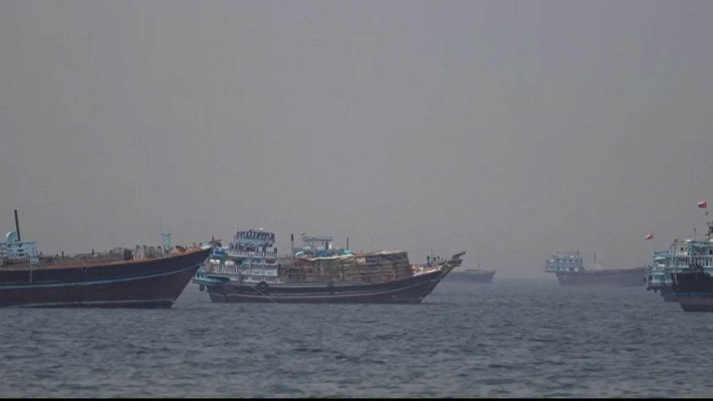 Irán asegura haber impedido el paso de un buque de la Armada de EEUU a través del estrecho de Ormuz