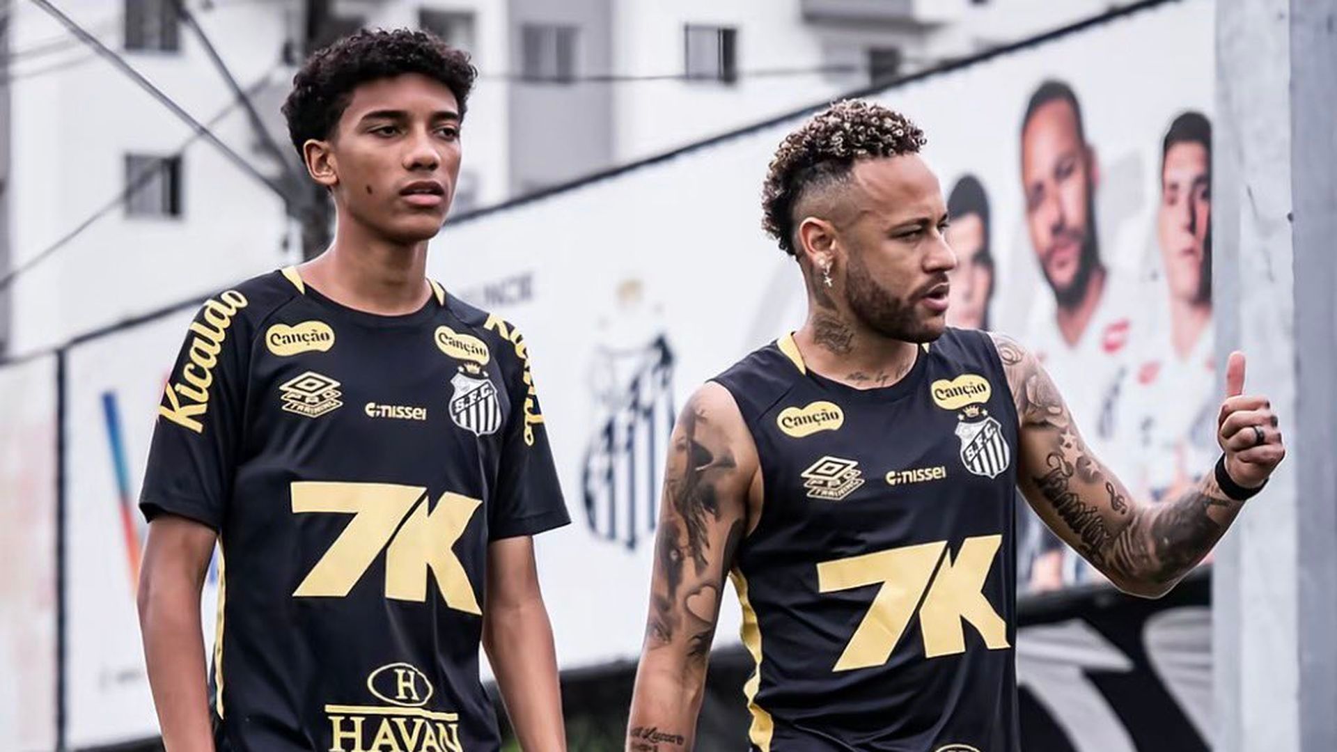 Neymar con Robinho Jr
