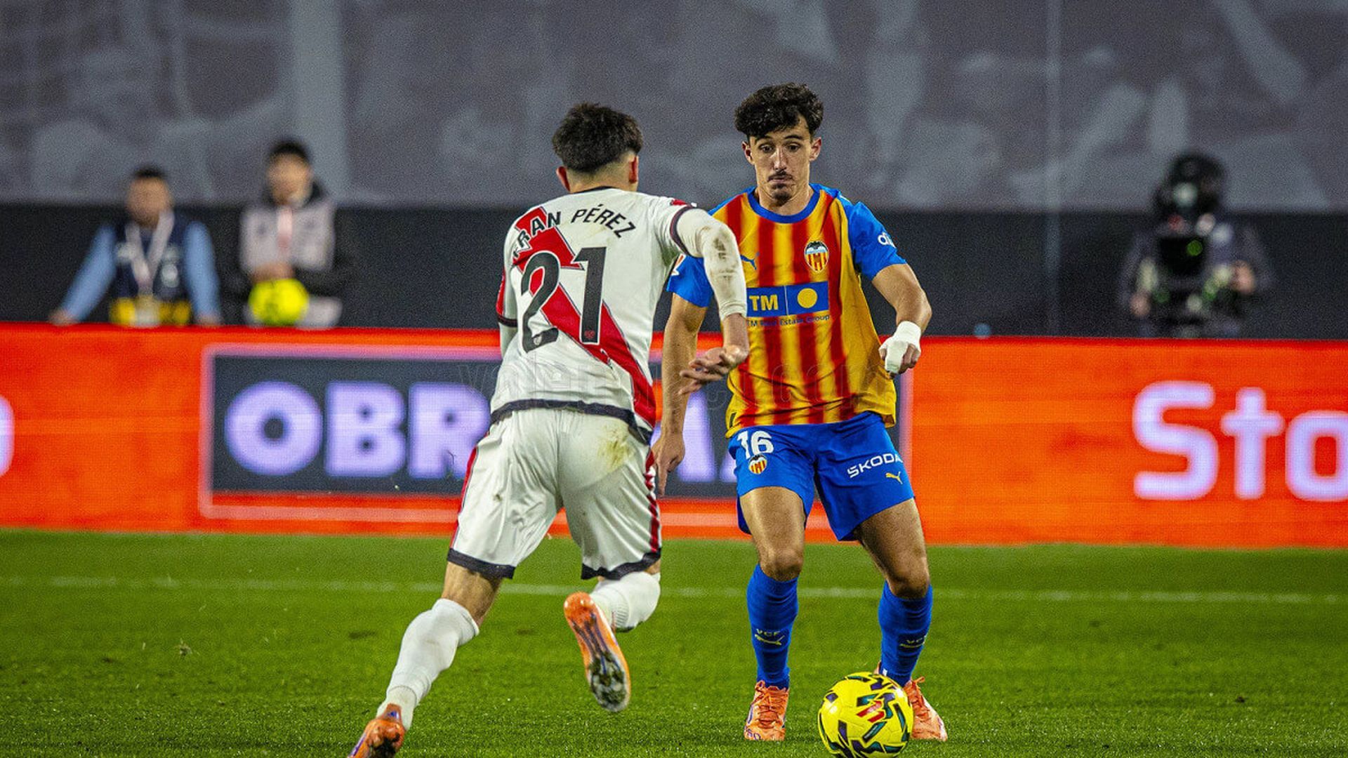 Un lance del Rayo - Valencia CF en la primera vuelta