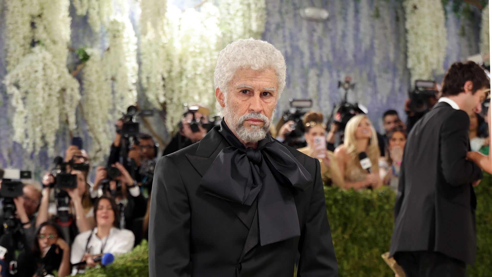 Bad Bunny, vestido de Zara durante la Gala Met 2026