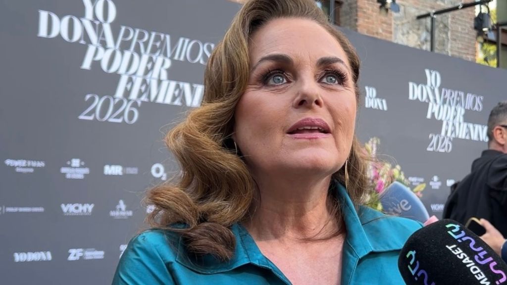 Carmen Morales se sincera con Divinity: su refugio, la relación con sus hermanos y las bonitas palabras sobre su madre, Rocío Dúrcal