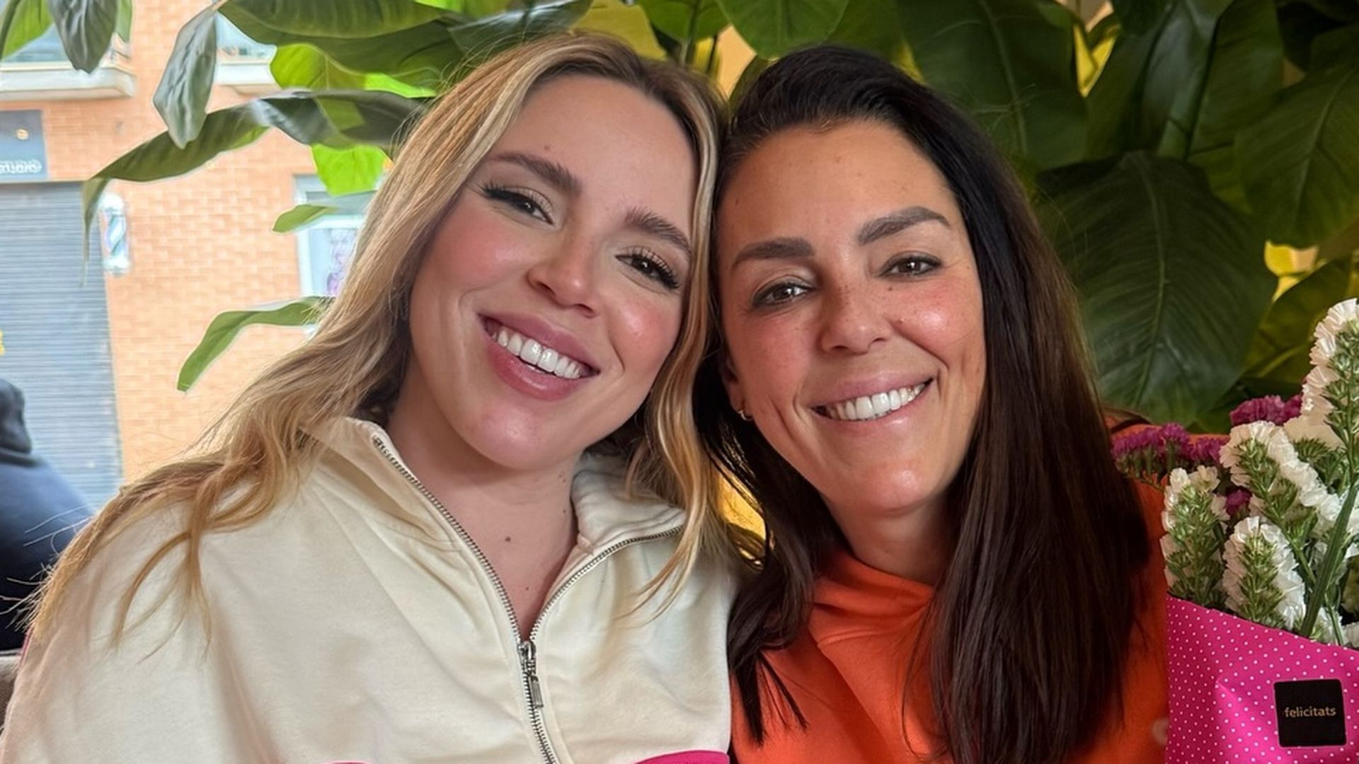 Danna Ponce celebra un importante momento con su madre