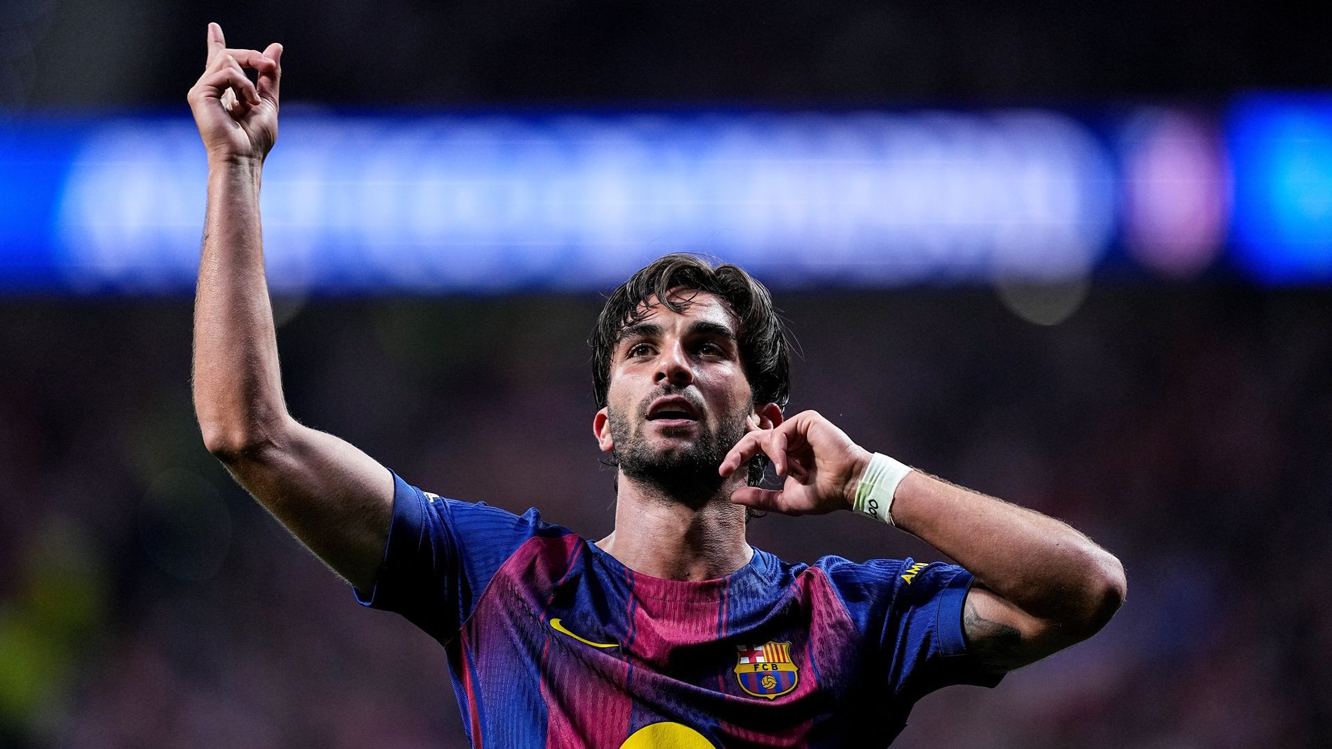 Ferran Torres celebrando un gol con el Barcelona