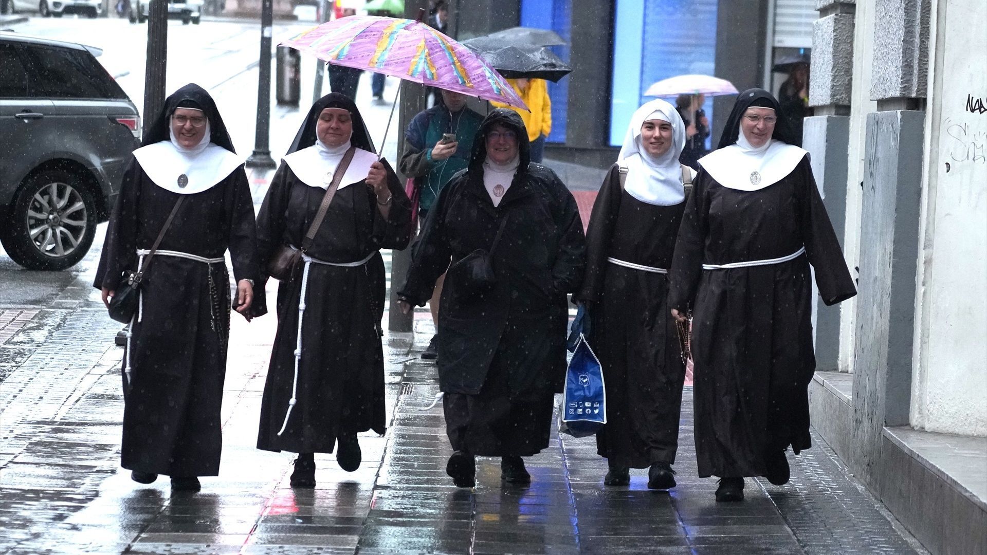 Investigan a las exmonjas de Belorado por apropiarse de cinco coches de la comunidad religiosa