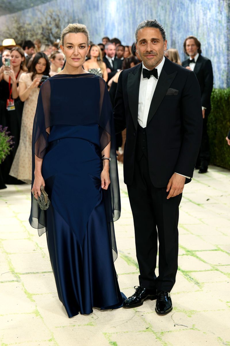 Marta Ortega y Carlos Torretta han huido de las extravagancias y los excesos en sus looks para la Gala Met 2026
