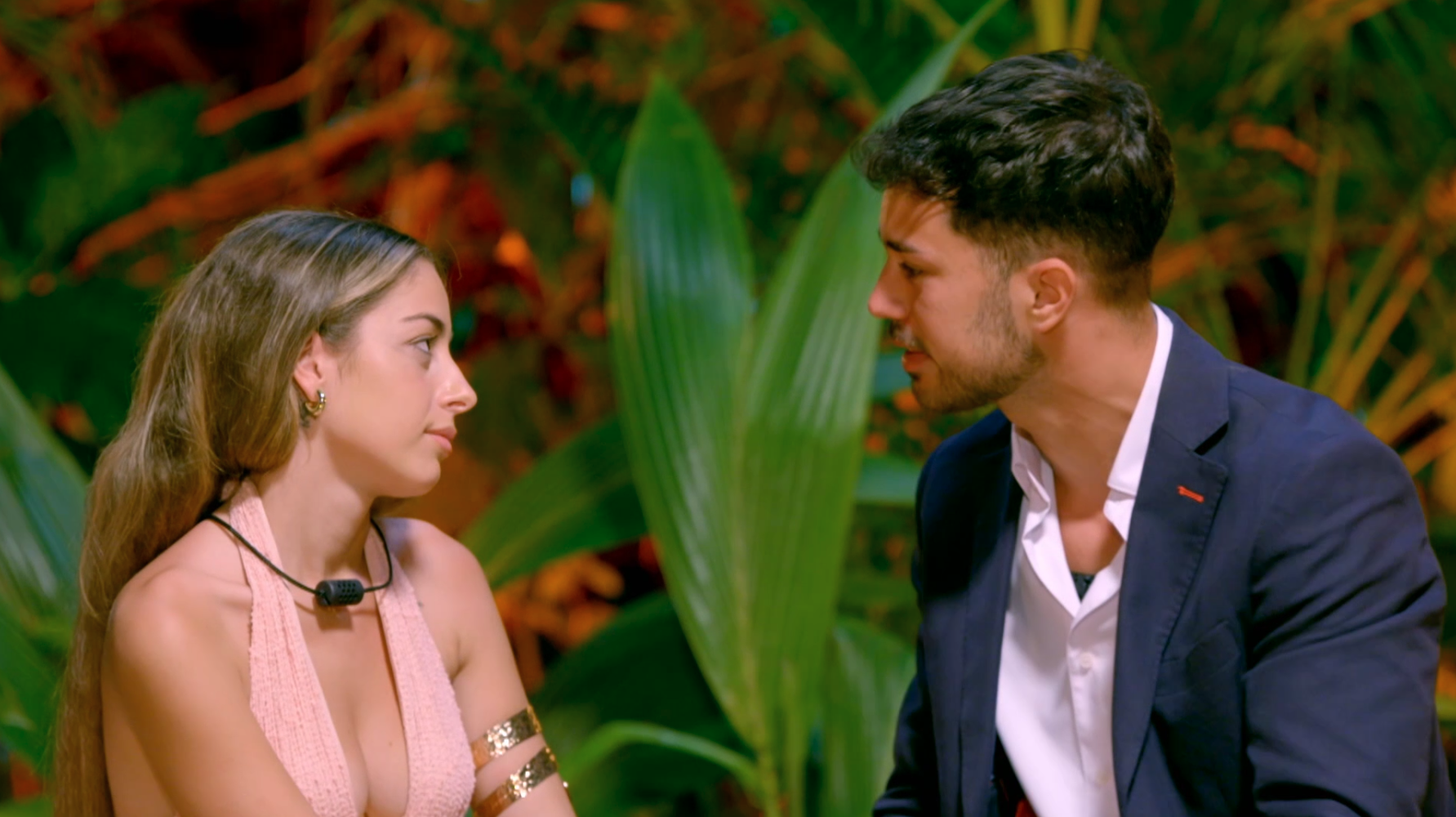 Ainhoa y Álex se marchan de ‘La isla de las tentaciones 10’ tras su complicada 'hoguera de abandono': la decisión final