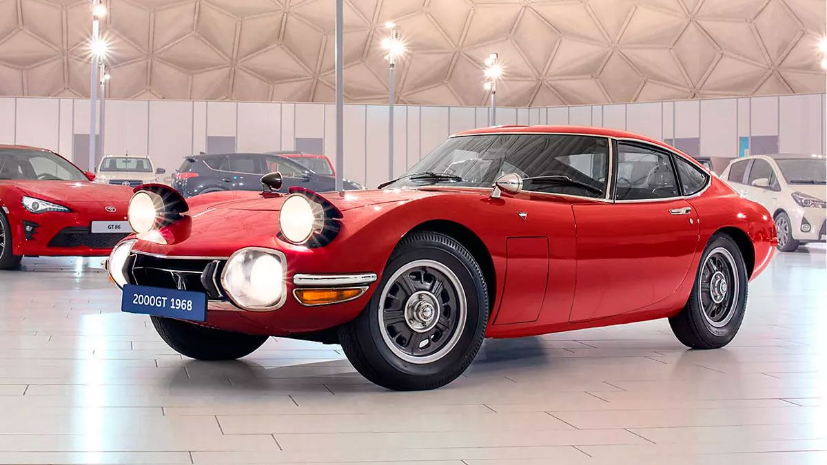 Toyota 2000GT
