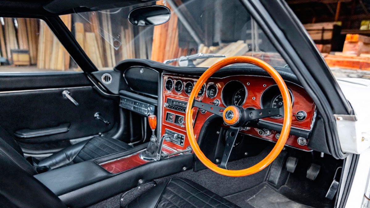 Toyota 2000GT