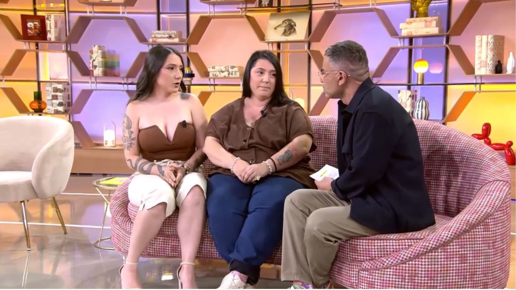 Buscan a sus hermanas biológicas Joana y Mari Carmen: "El sueño de mi madre siempre fue ver a sus hijos juntos"