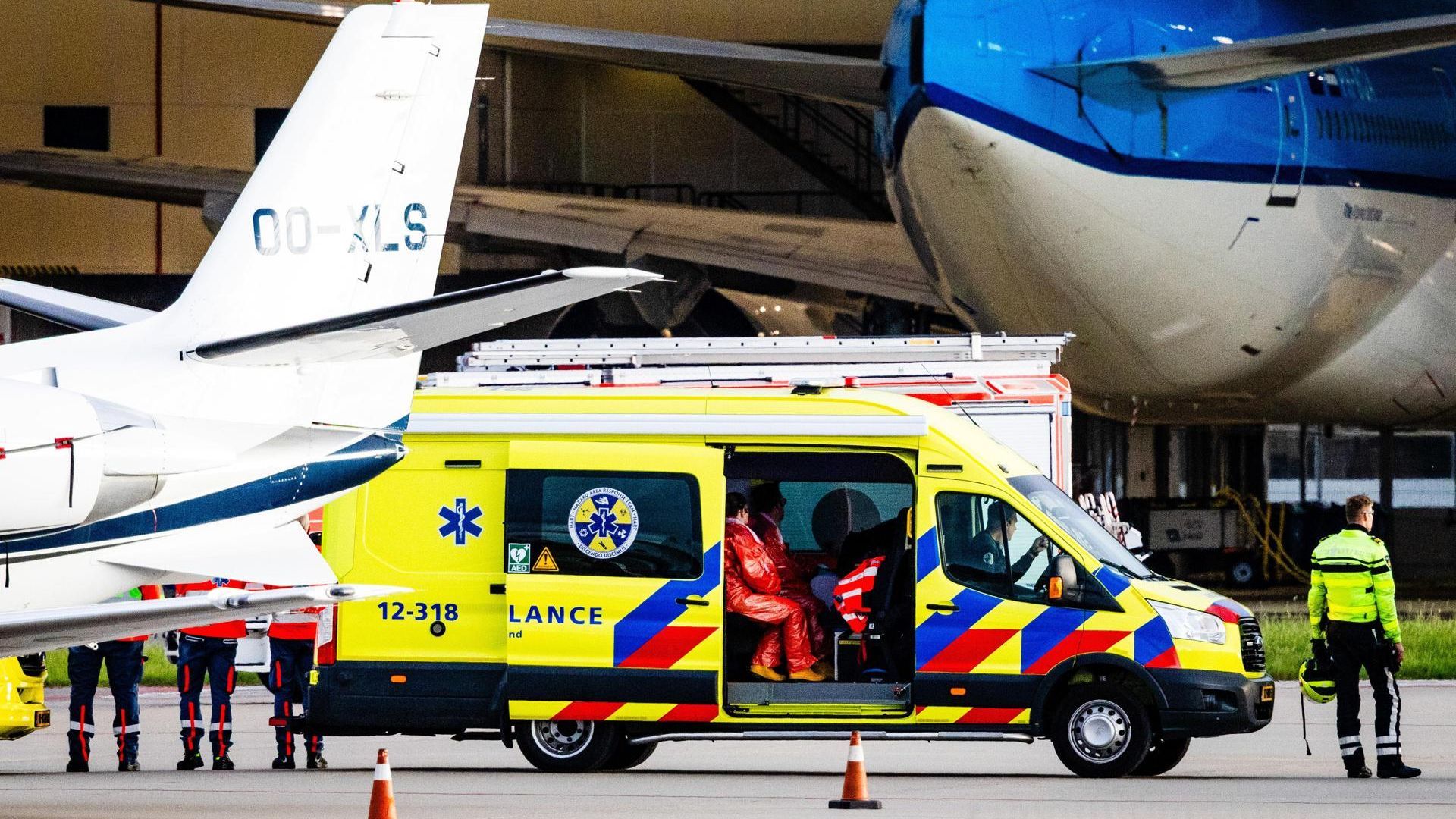 Dos británicos que “regresaron a Reino Unido por su cuenta” tras haber estado en el crucero del hantavirus, bajo recomendación de “autoaislamiento”