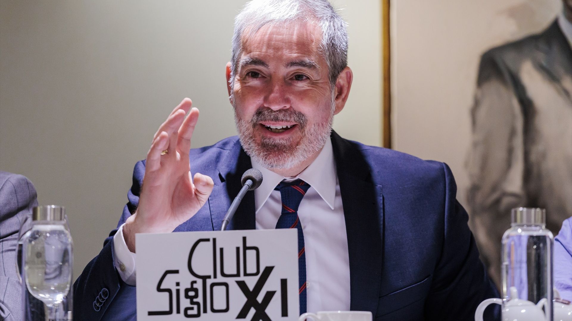 Fernando Clavijo, presidente de Canarias, tiene una larga trayectoria institucional con su partido, Coalición Canaria