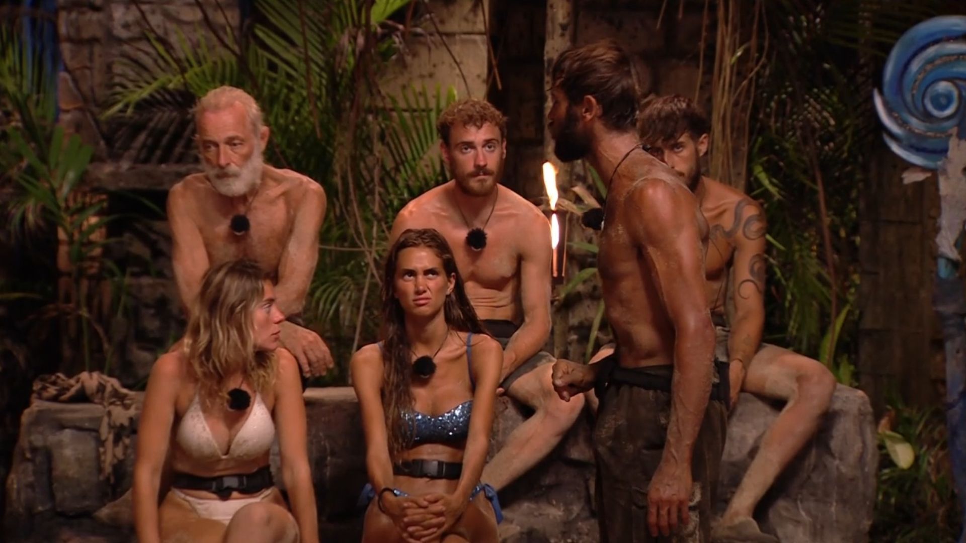 Gerard Arias revela en 'Supervivientes' algo sobre Maica Benedicto en la playa y la concursante reacciona: "Lamentable"
