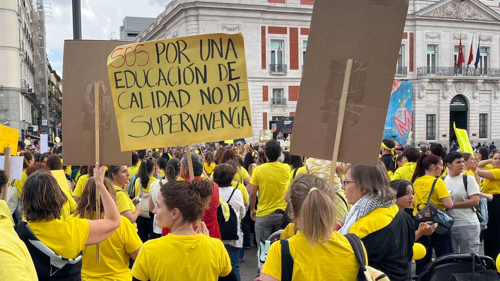 Las educadoras infantiles convocan un paro general en España y exigen mejores condiciones laborales