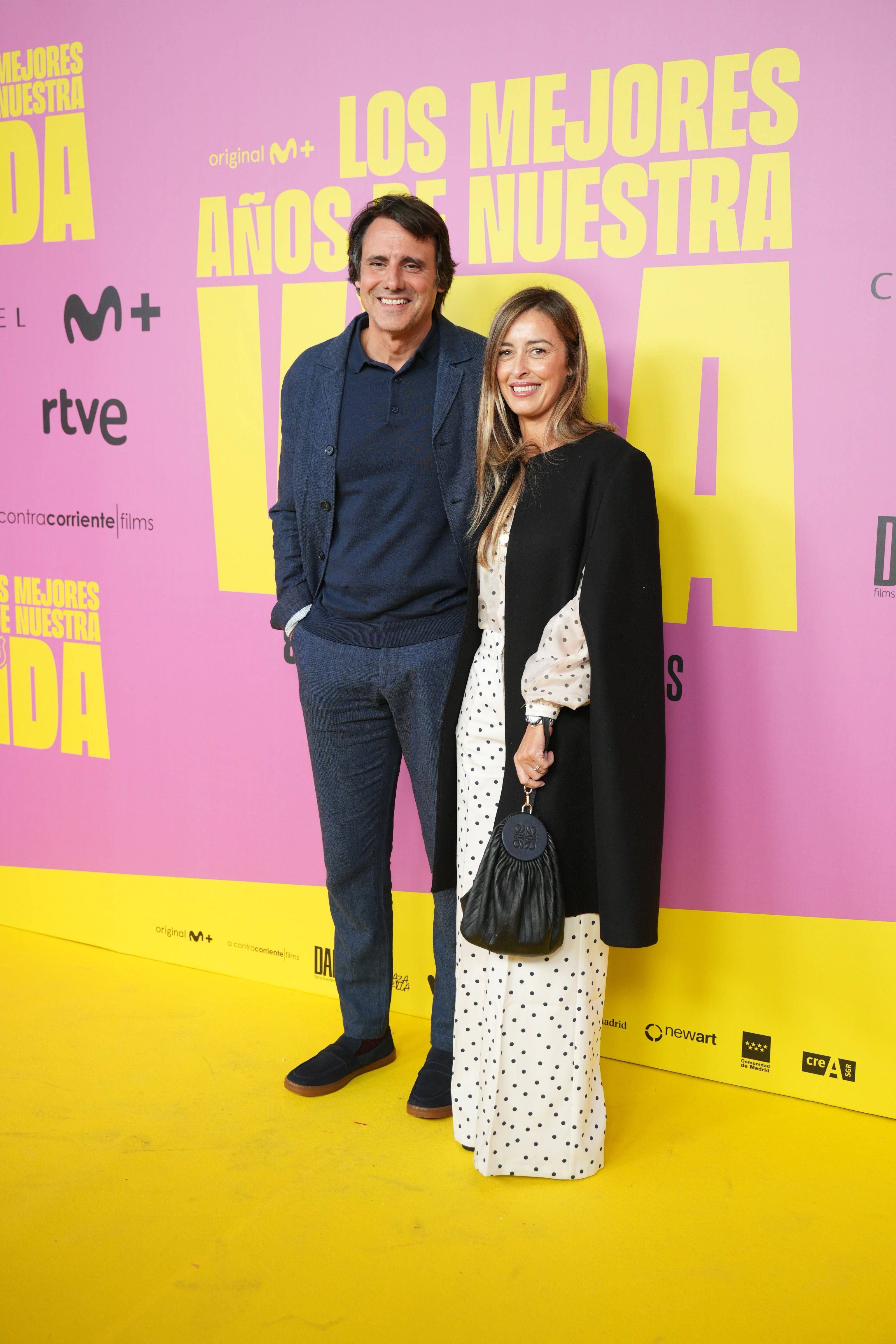 Ion Aramendi y María Amores, en la alfombra roja del preestreno de la película de Hombres G