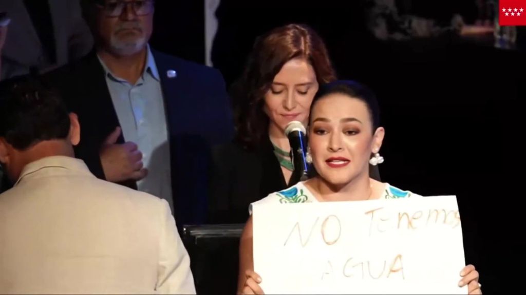 Las protestas ensombrecen el viaje de Isabel Díaz Ayuso a México: "¿Para qué viene esta persona a México?"
