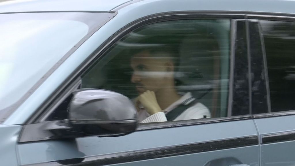 Los gritos del madridismo a los jugadores a la salida del entrenamiento en Valdebebas