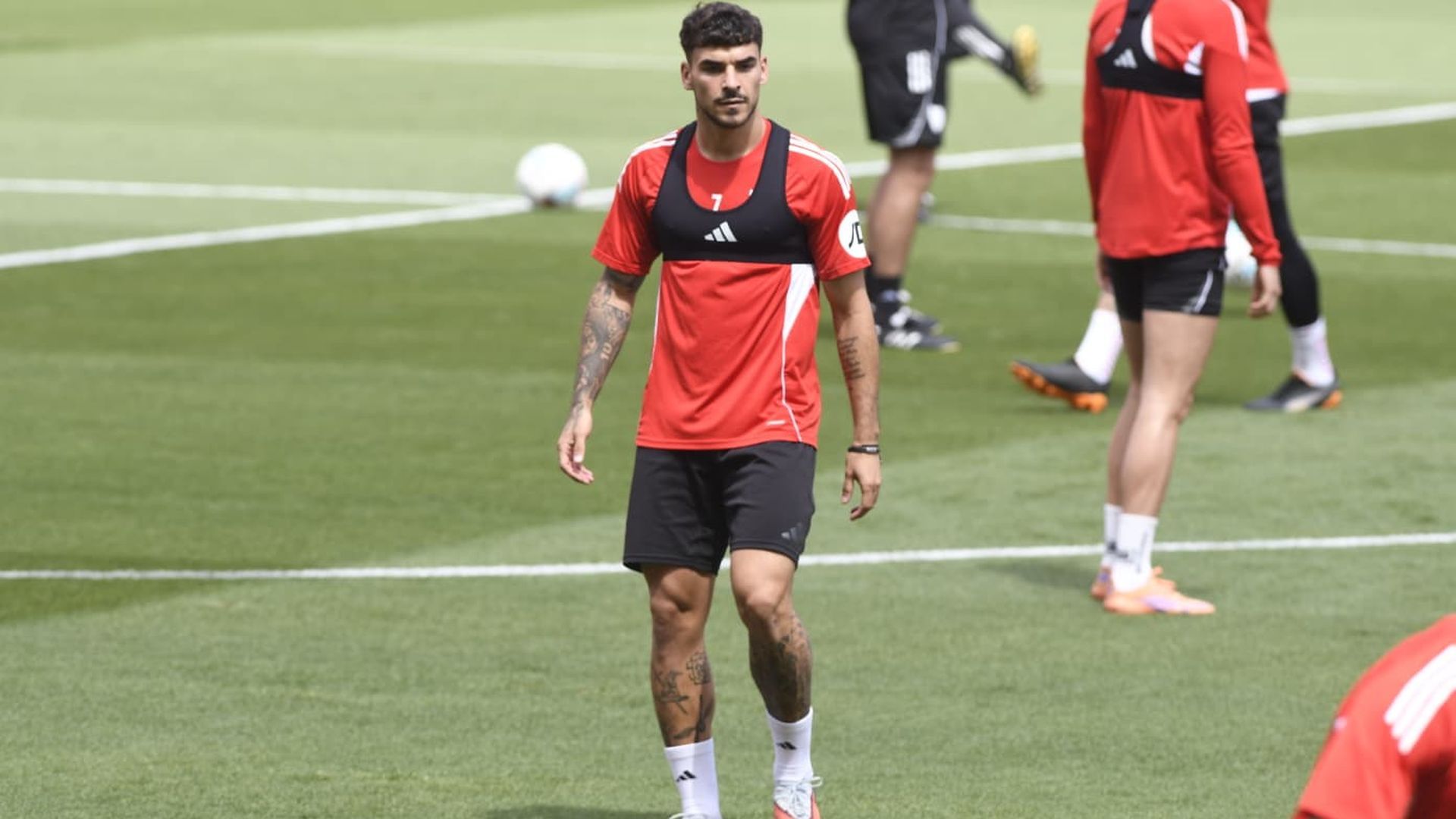 Isaac Romero, en el entrenamiento previo al Sevilla-Espanyol