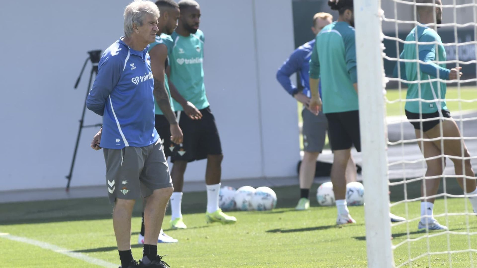 Manuel Pellegrini, en el entrenamiento de este viernes