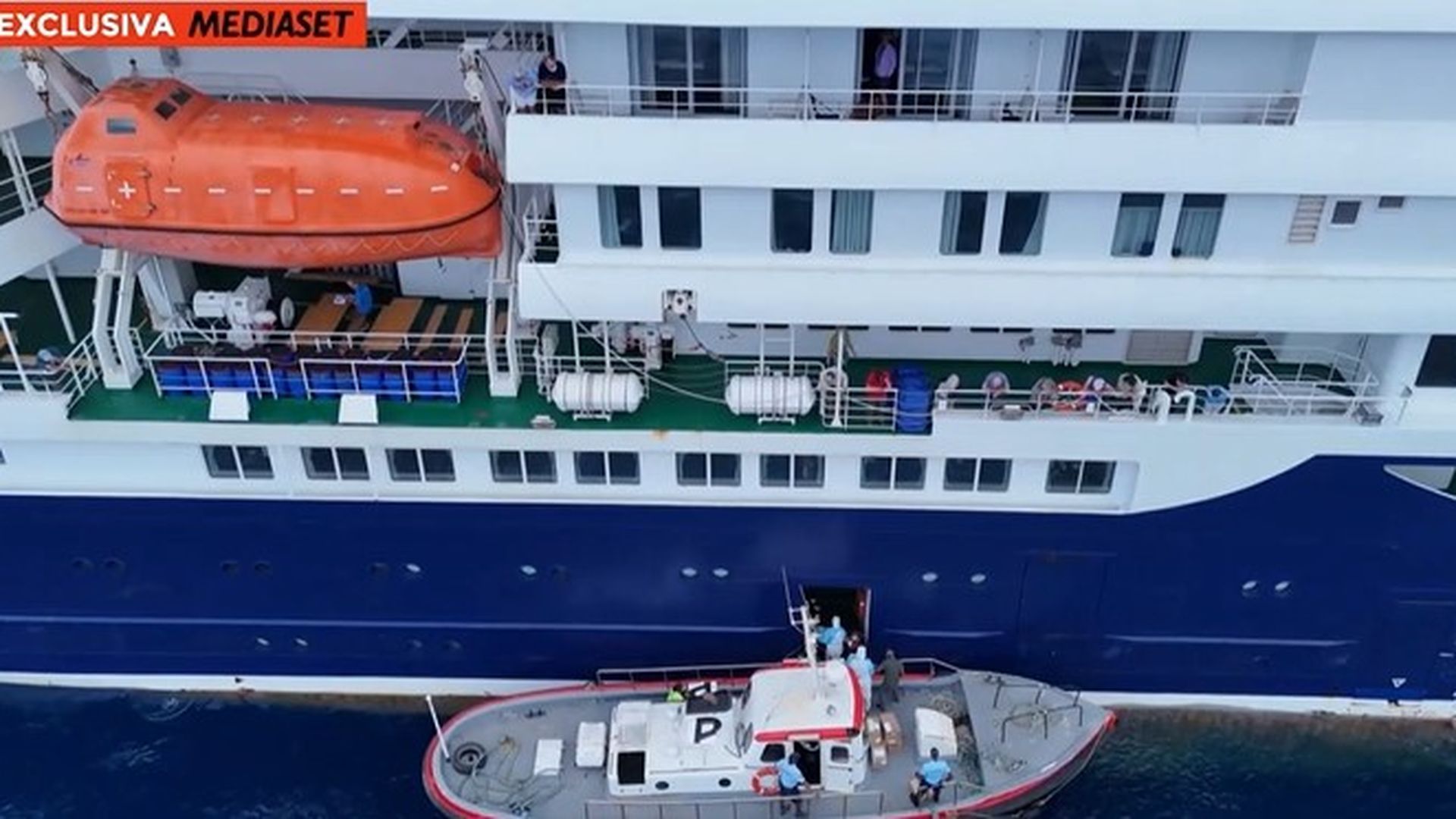 Un blindaje sanitario controlará la fase más delicada del traslado de pasajeros del crucero afectado por hantavirus en Canarias