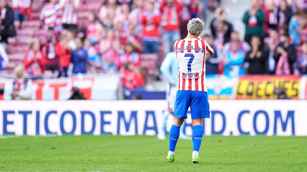 Griezmann se enfadó en el cambio y Simeone le defiende: "Lo había dado todo"