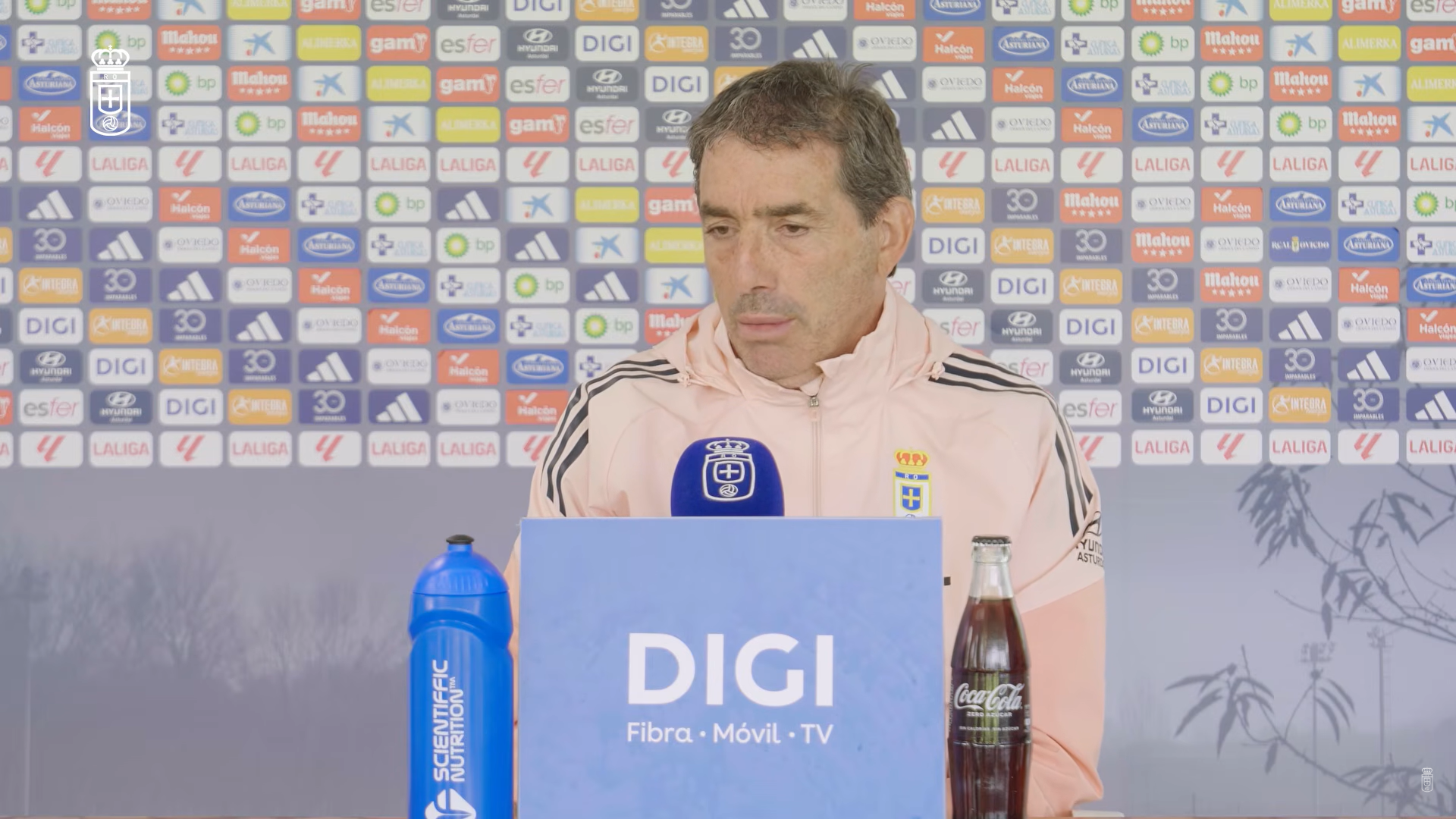 Guillermo Almada, en sala de prensa