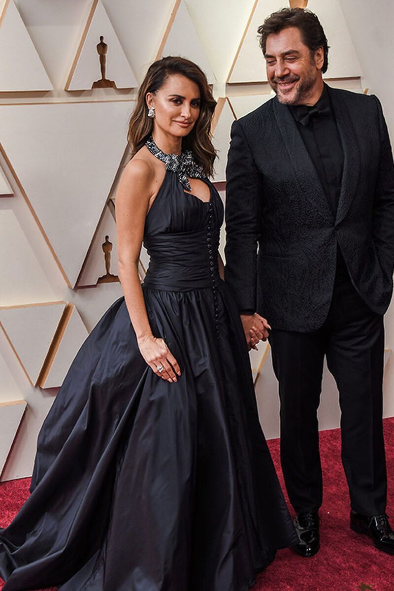 Penélope Cruz y Javier Bardem nunca pasan mas de dos semanas fuera de casa, en los rodajes, por sus dos hijos