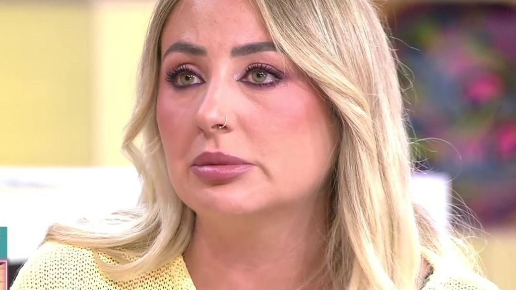 Rocío Flores se emociona al recordar a su abuela, Rocío Jurado: "Me ha faltado toda mi vida con ella"