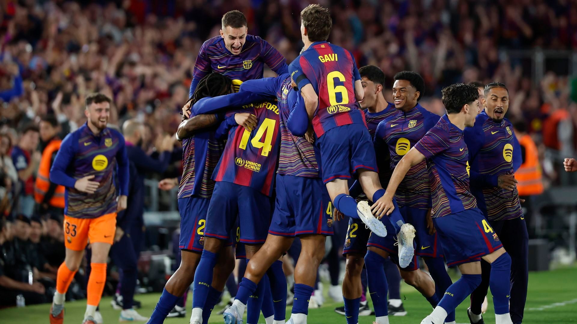 El Barça celebrando en el Camp Nou El Barça celebrando en el Camp Nou