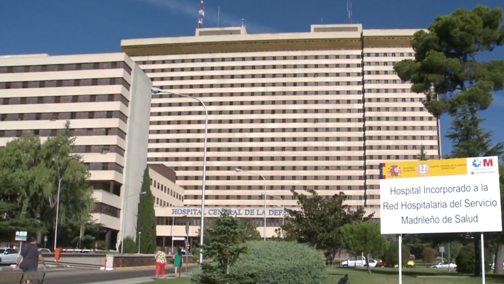 Los 14 pasajeros españoles ya están confinados en Hospital Gómez Ulla de Madrid: así tendrán que pasar la cuarentena