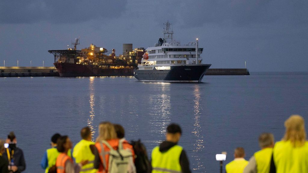 Sigue en directo el desembarco del crucero MV Hondius en el puerto de Granadilla, en la isla de Tenerife