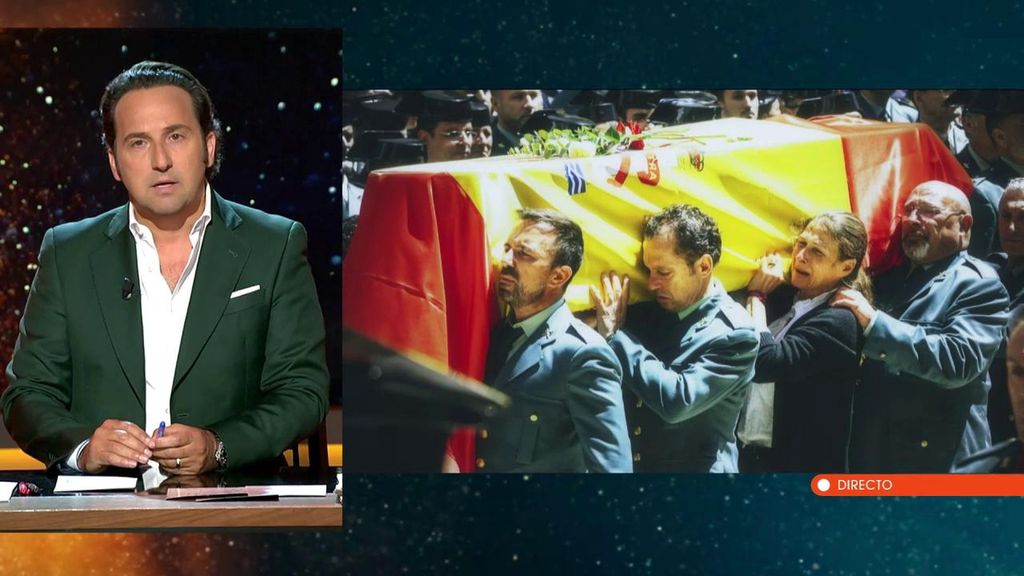Iker Jiménez dedica 'Horizonte' a los dos guardias civiles fallecidos en el operativo contra el narcotráfico en Huelva: "Va por vosotros"