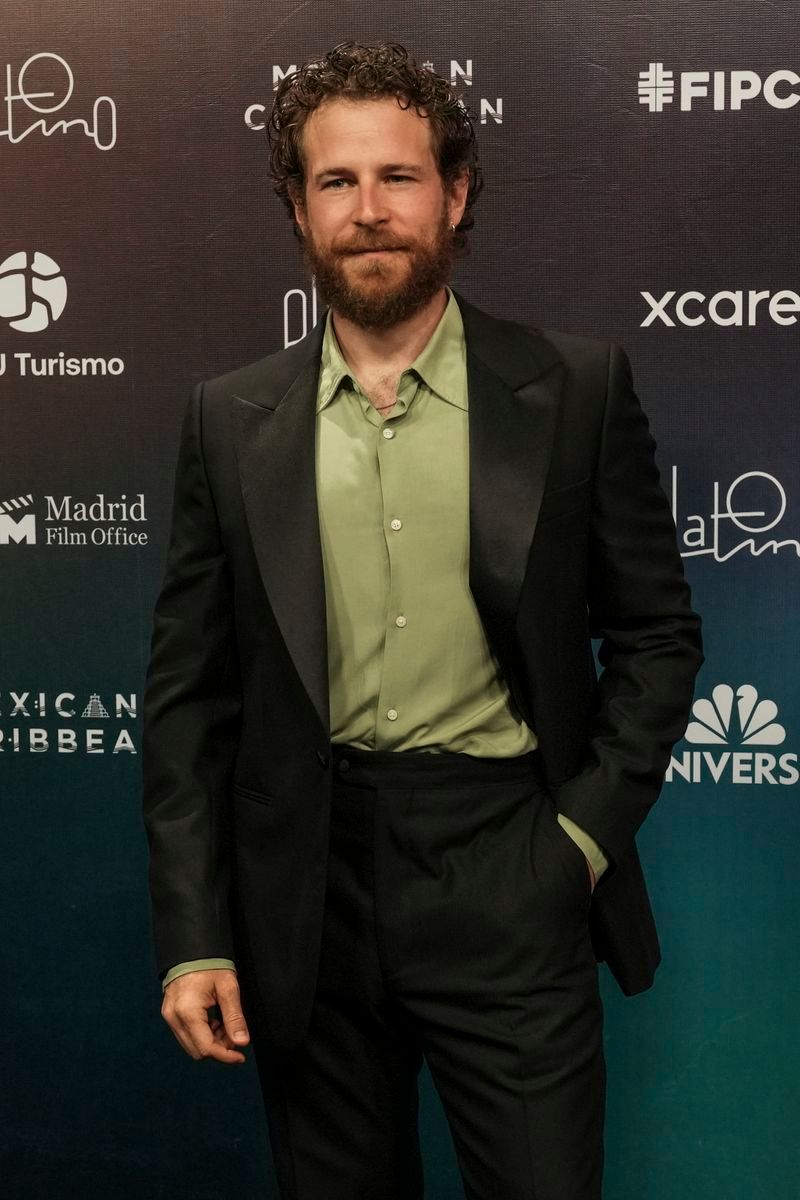 Álvaro Cervantes, en la alfombra roja de los Premios Platino 2026