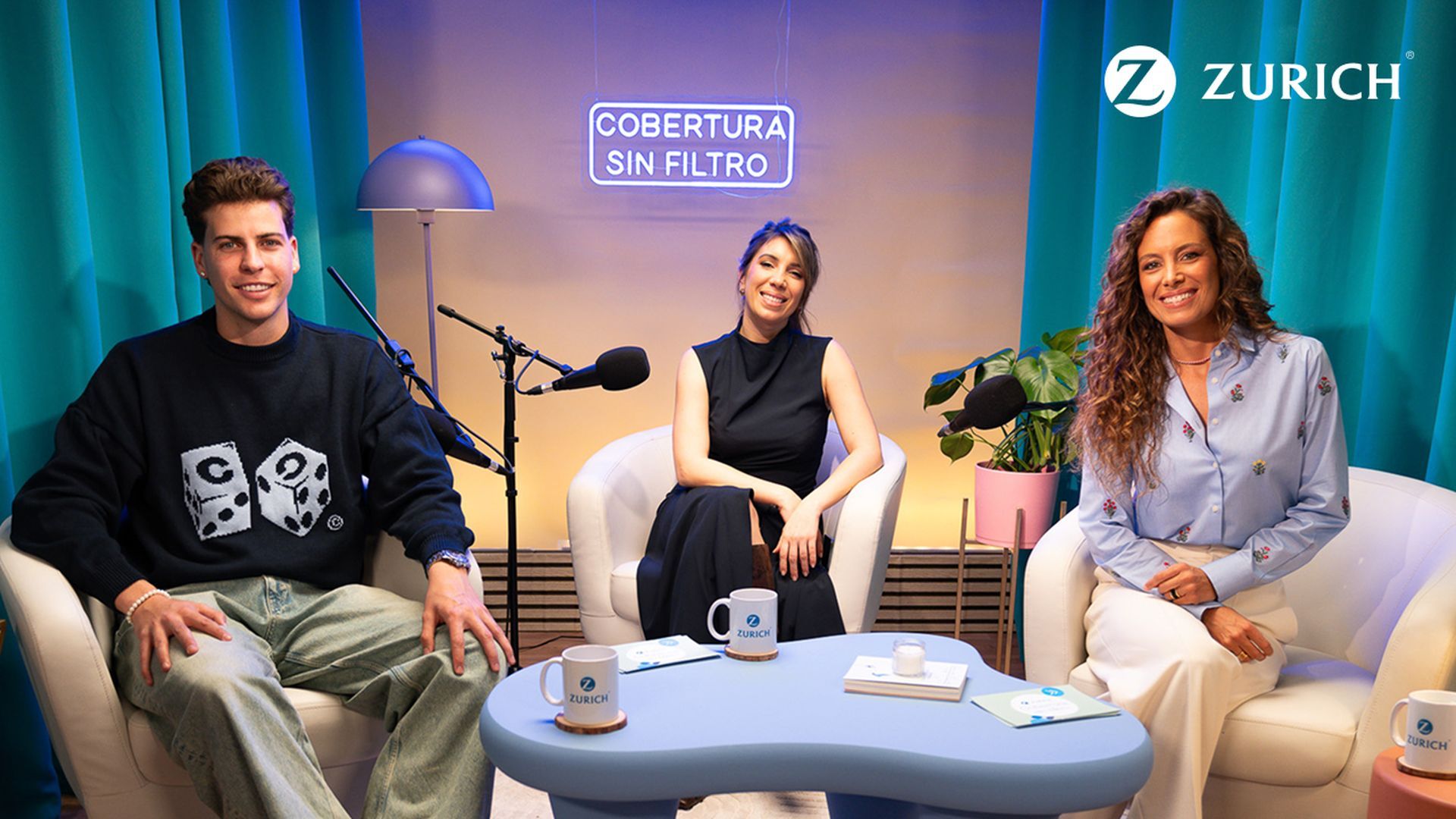 Arnau Marín, la psicóloga Alicia González y Laura Madrueño en "Cobertura sin filtro"