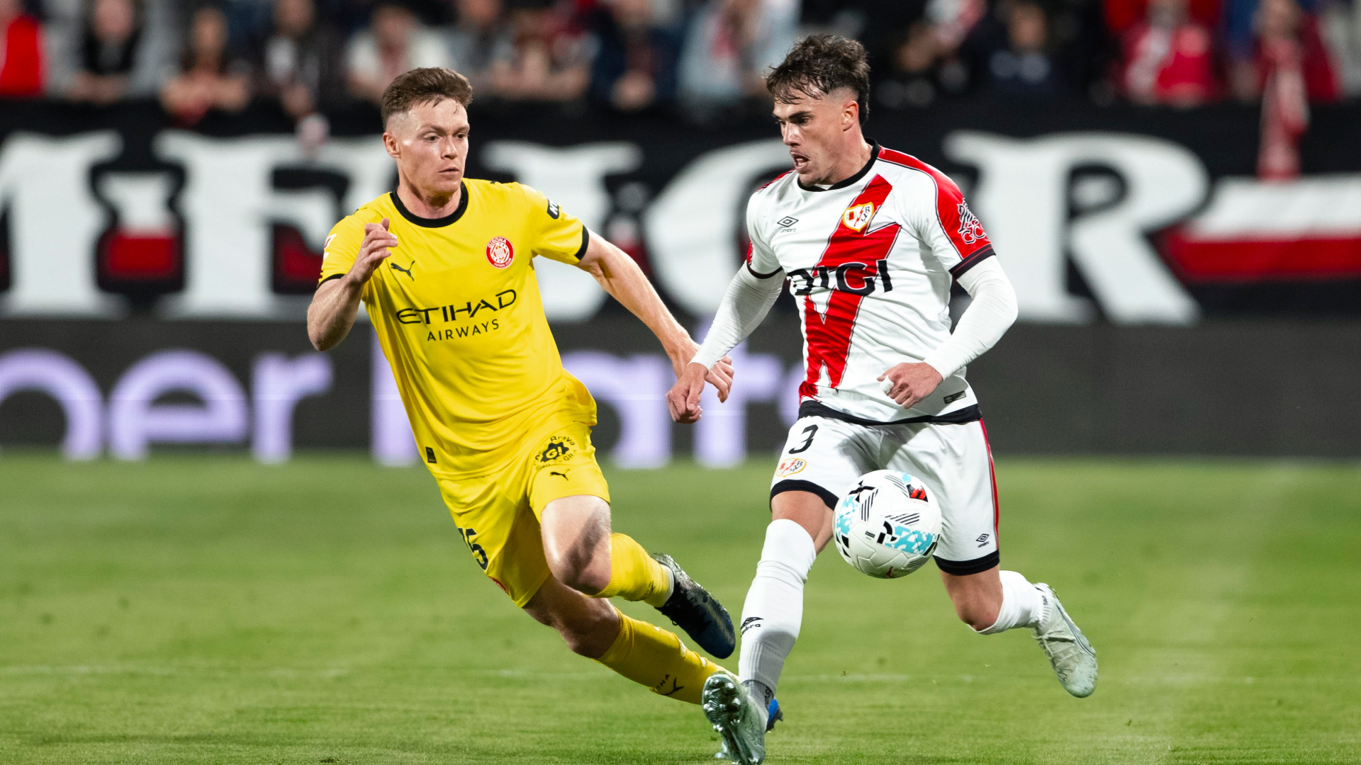 Chavarría, ante Tsygankov en el Rayo-Girona Chavarría, ante Tsygankov en el Rayo-Girona
