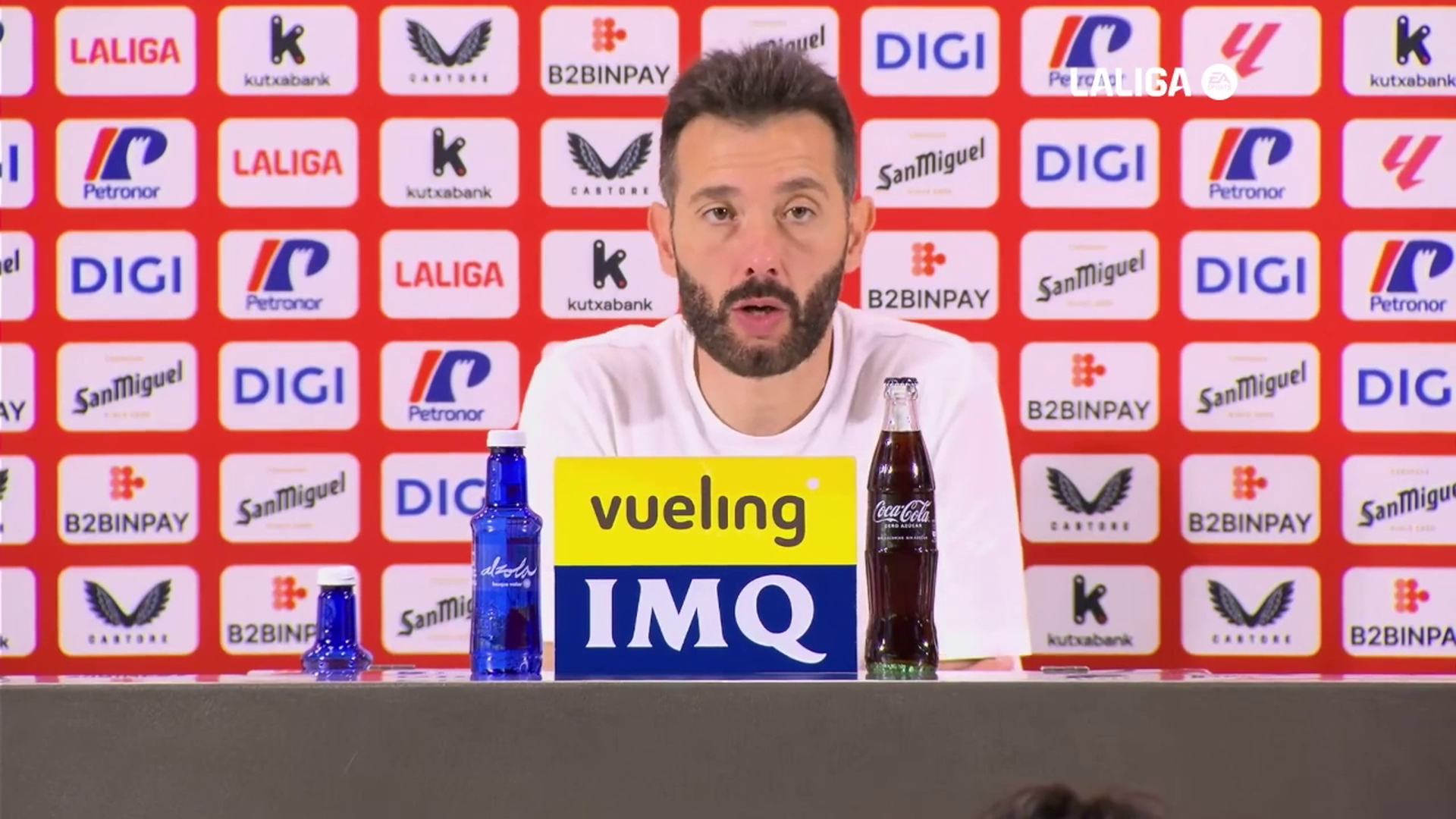 Corberán llama a a Mestalla ante el Rayo