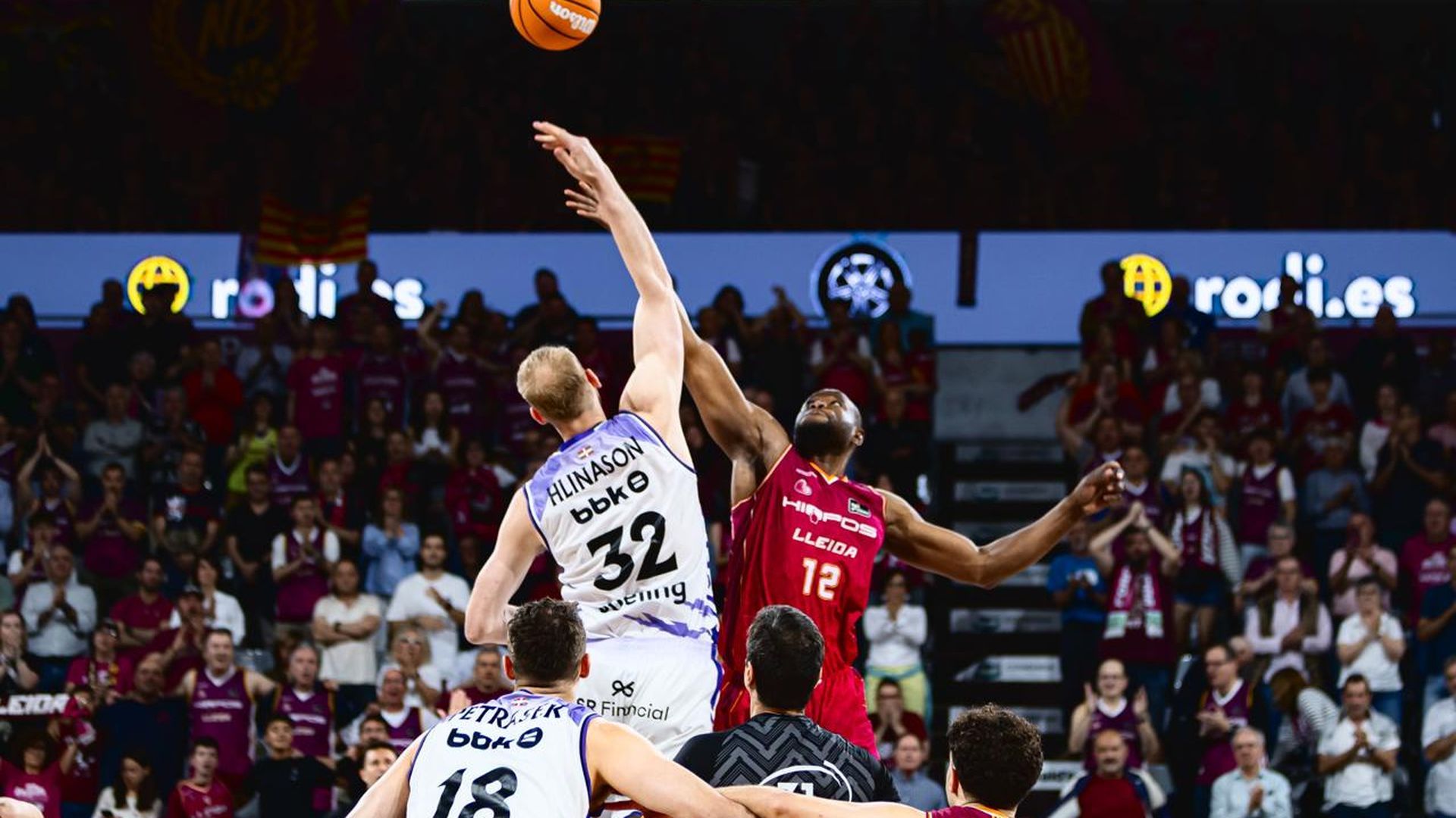 Derrota del Surne Bilbao Basket de Hlinason ante Hiopos Lleida Derrota del Surne Bilbao Basket de Hlinason ante Hiopos Lleida