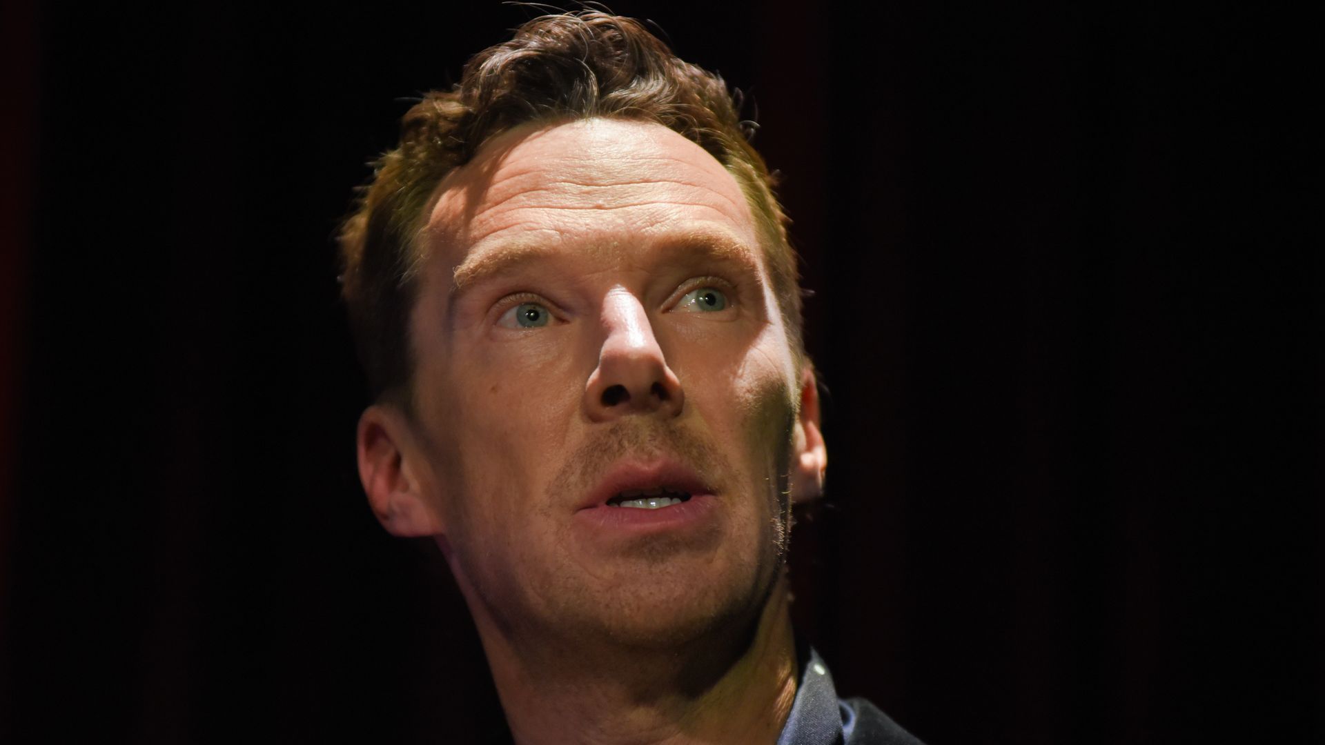 El actor Benedict Cumberbatch protagoniza una fuerte discusión con un ciclista en Londres: "Estas delirando, estás mintiendo"