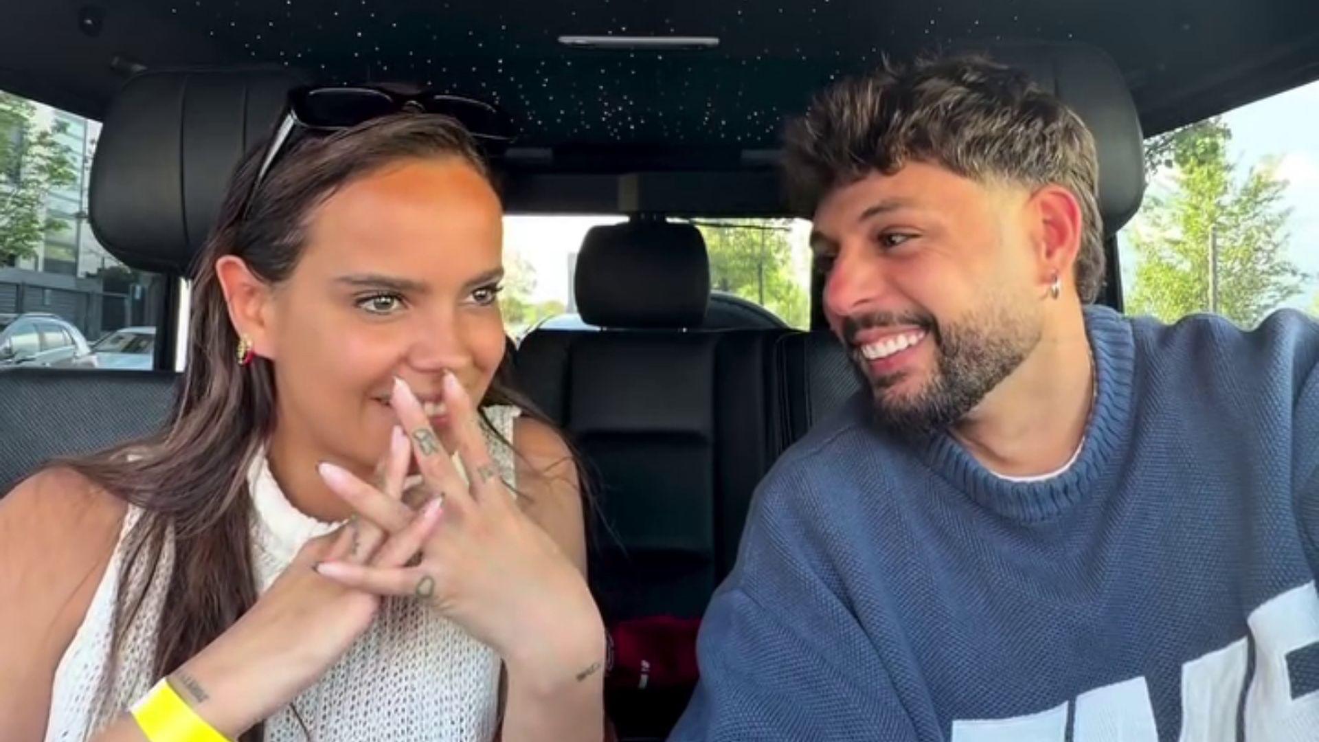 Gloria Camila se emociona hasta las lágrimas con la sorpresa de su novio Álvaro García Gloria Camila se emociona hasta las lágrimas con la sorpresa de su novio Álvaro García